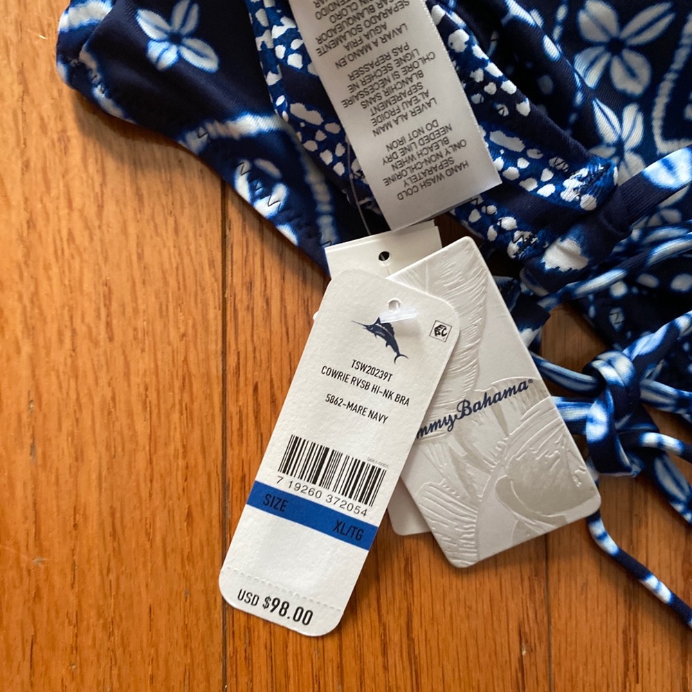 Tommy Bahama High Neck Reversible Bikini Top Swim - Picture 8 of 8